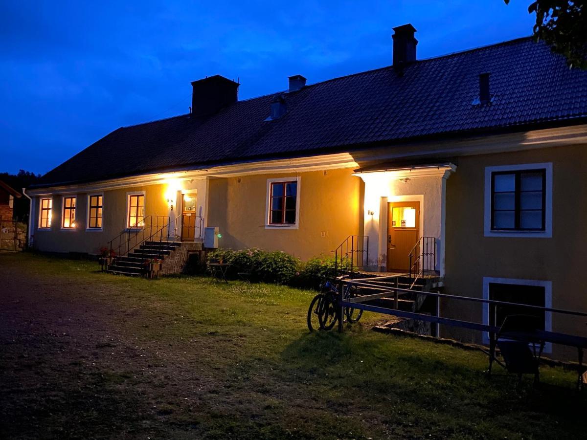 Eds Bruk Basecamp Guest House Edsbruk Luaran gambar